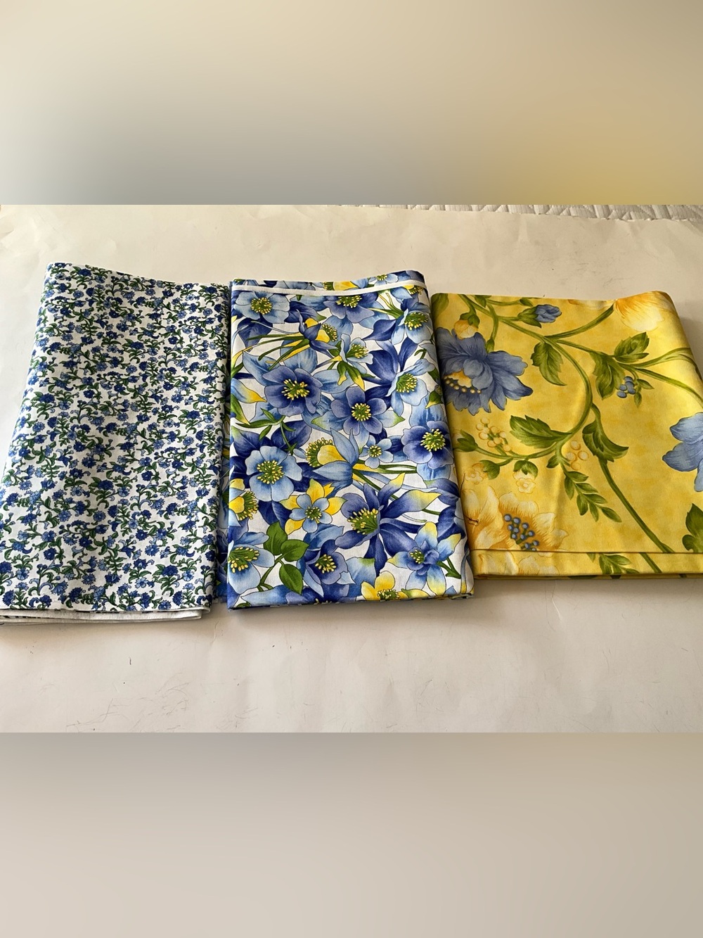 Moda #54052 + Hoffman Floral Flowers & Plants Cotton Quilting Lot Yellow Blue